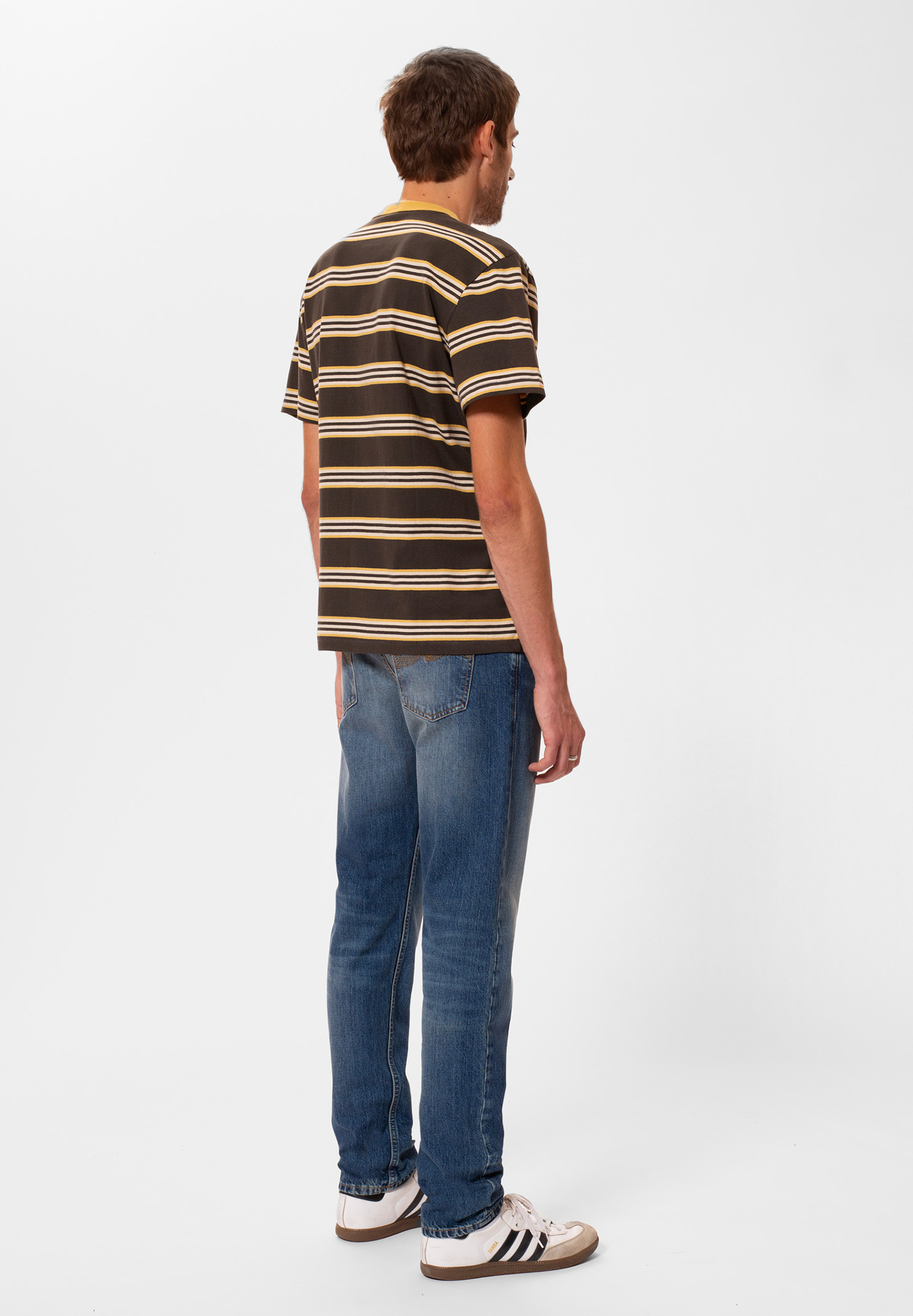 NUDIE JEANS Jeans Steady Eddie II Hosen, Person, Stehend, T-shirt, Jeanshose