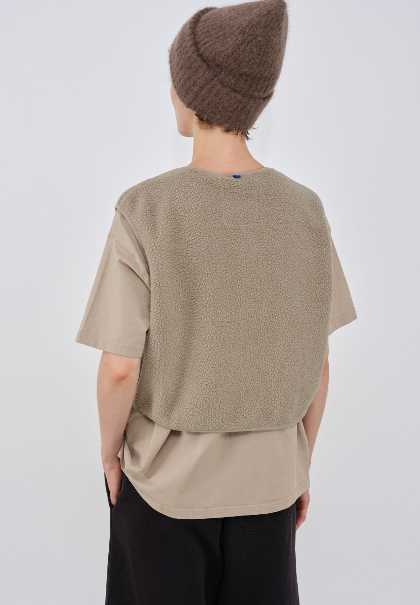 EMBASSY OF BRICKS AND LOGS Fleece Vest Belva Bekleidung, Hut, Mütze, Person