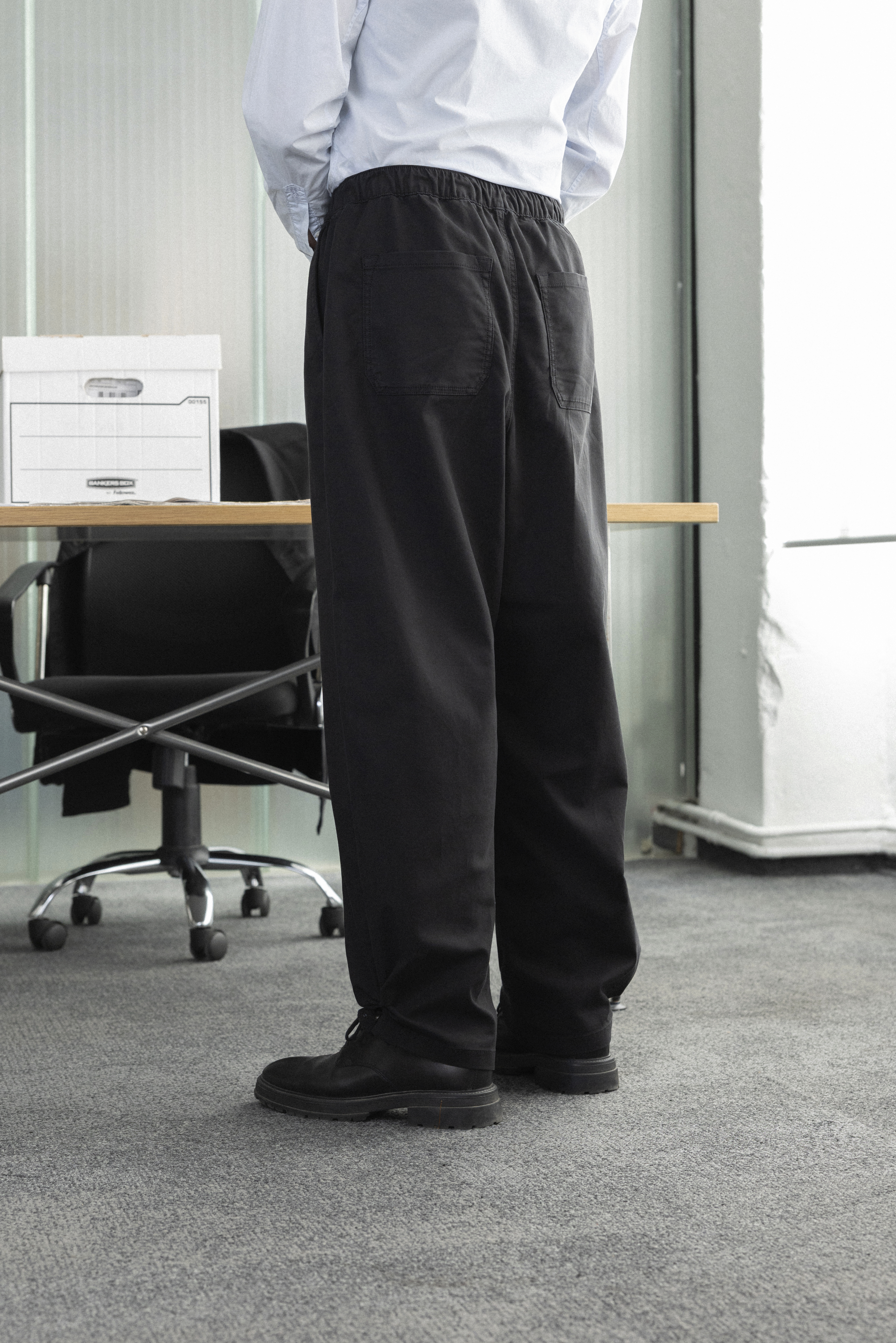 Hosen, Mobiliar, Erwachsene, Mann, Person