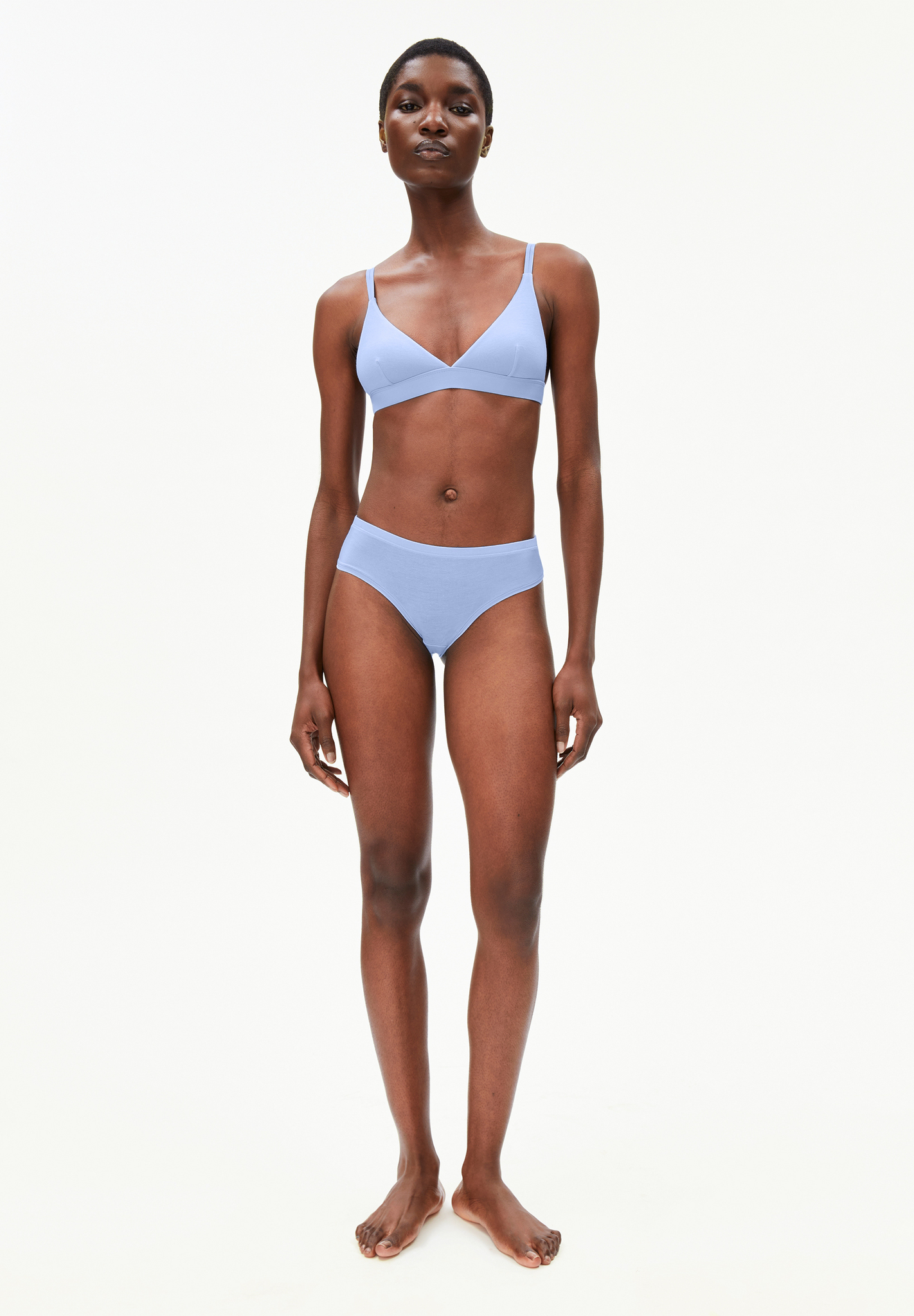 Bademode, Bikini, Erwachsener, Person, Frau