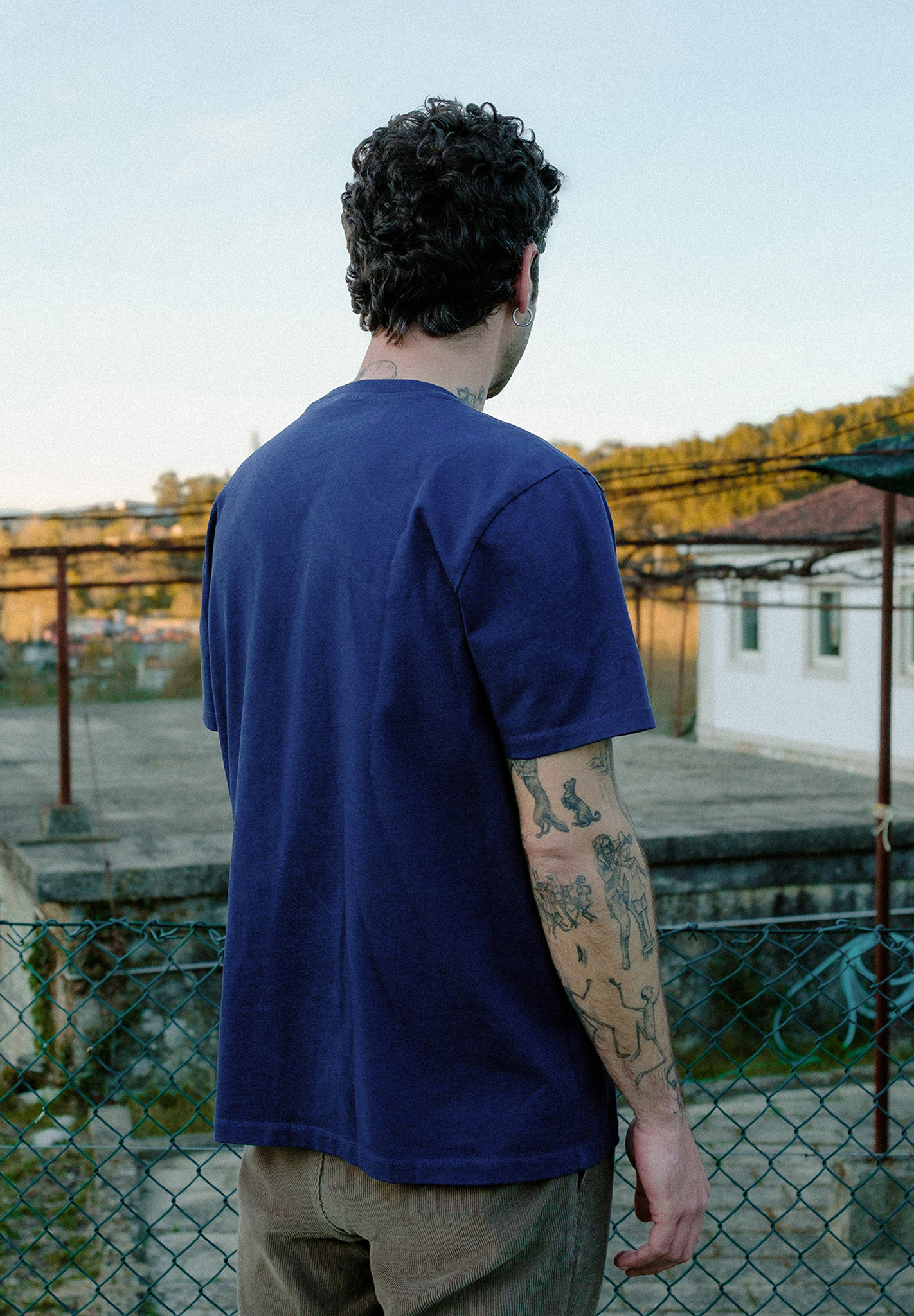 CARPASUS T-Shirt Biasca Person, Haut, Tätowierung, Kleidung, Ärmel