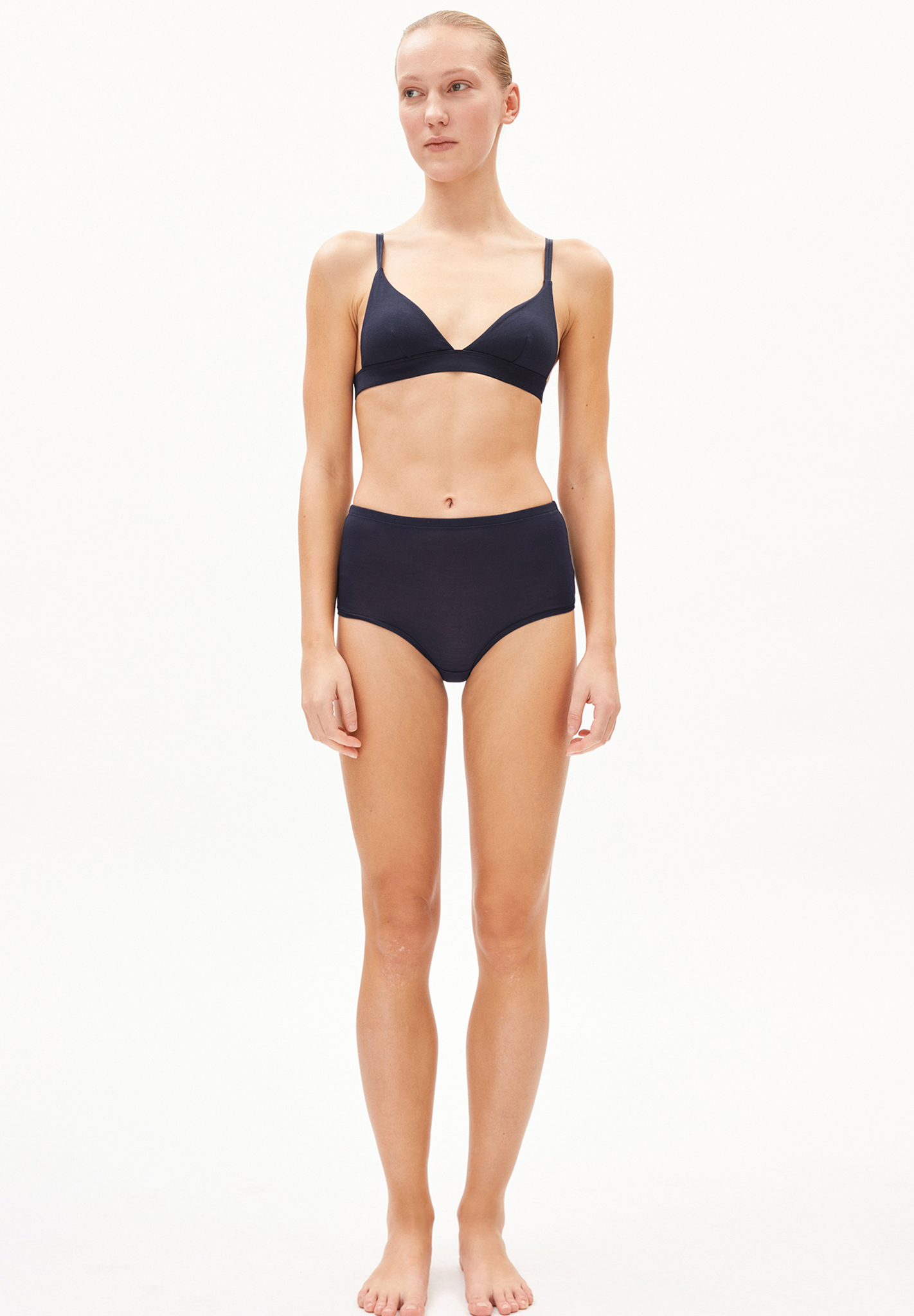 Bademode, Bikini, Erwachsener, Person, Frau