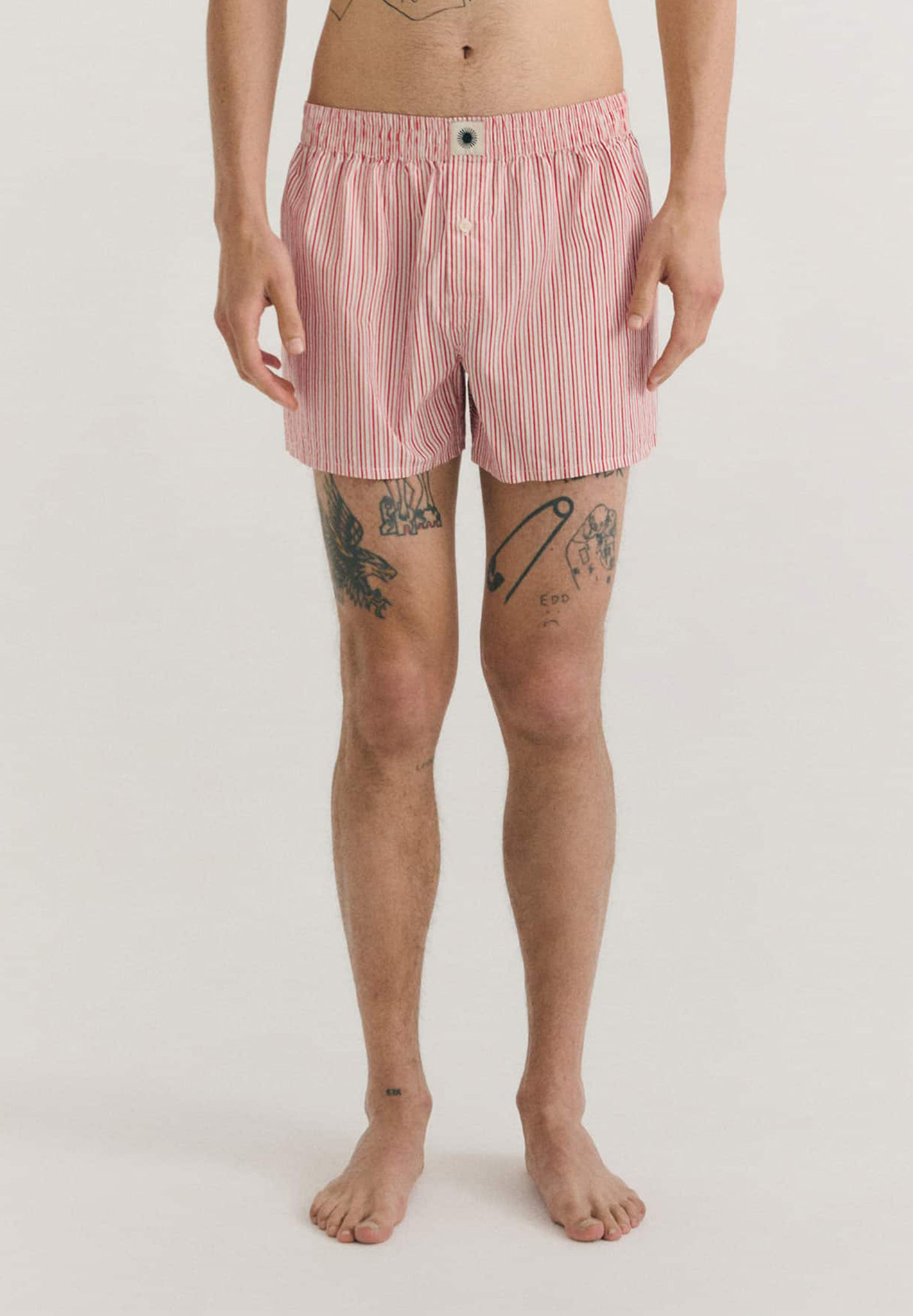 Bekleidung, Kurze Hosen, Haut, Tätowierung, Badehose