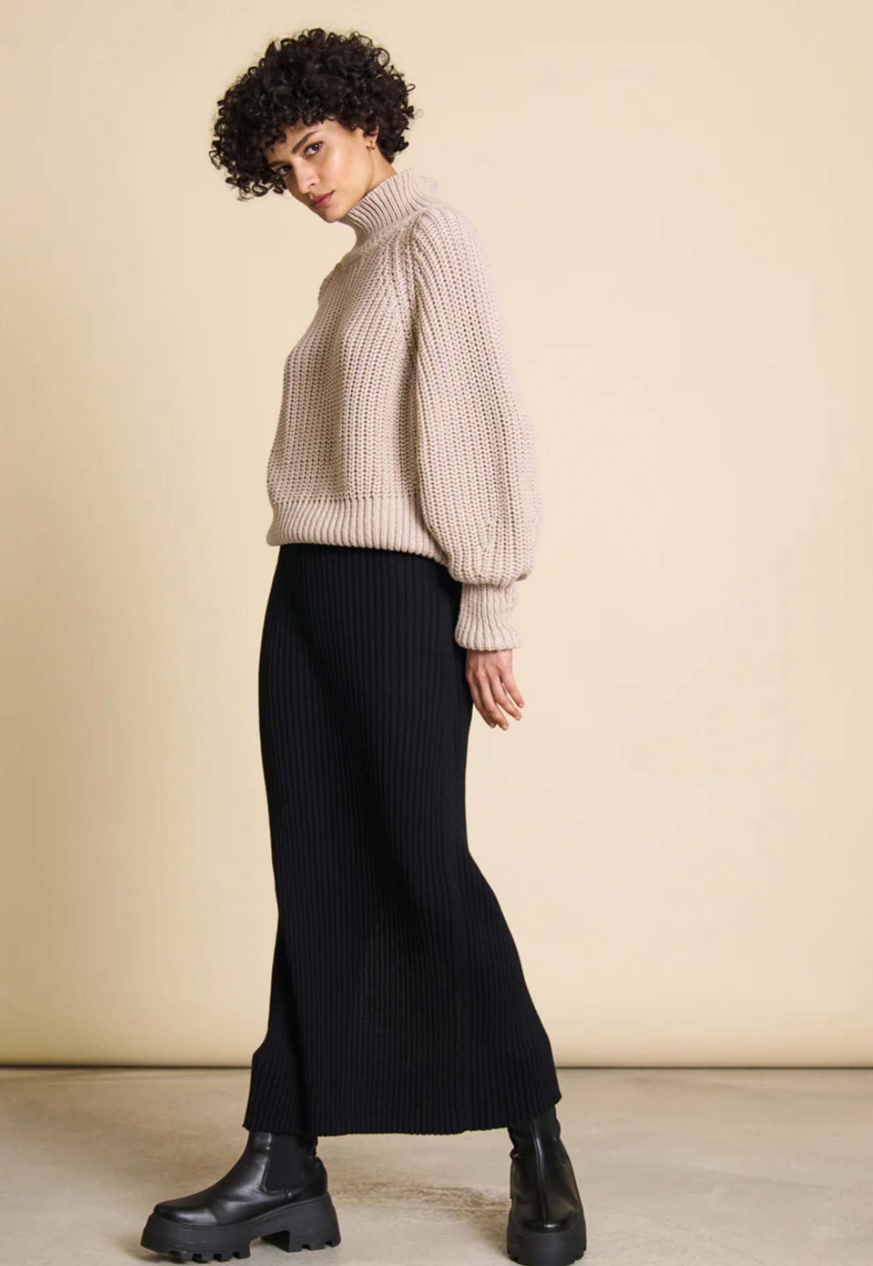 Kleidung, Strickwaren, Pullover, Rock