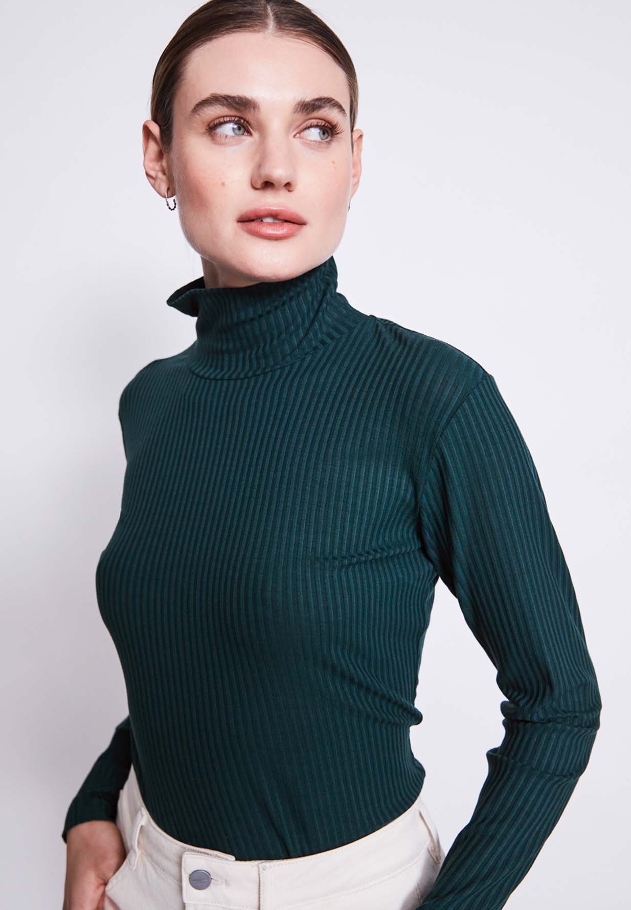 JAN 'N JUNE Turtleneck Mio