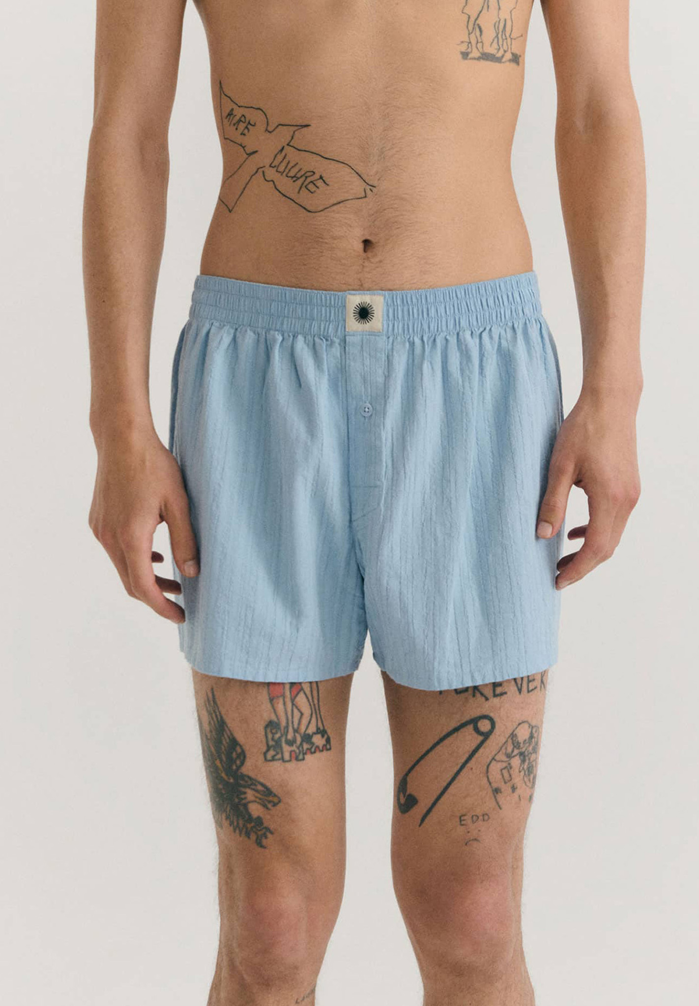 Bekleidung, Kurze Hosen, Haut, Tätowierung, Badehose