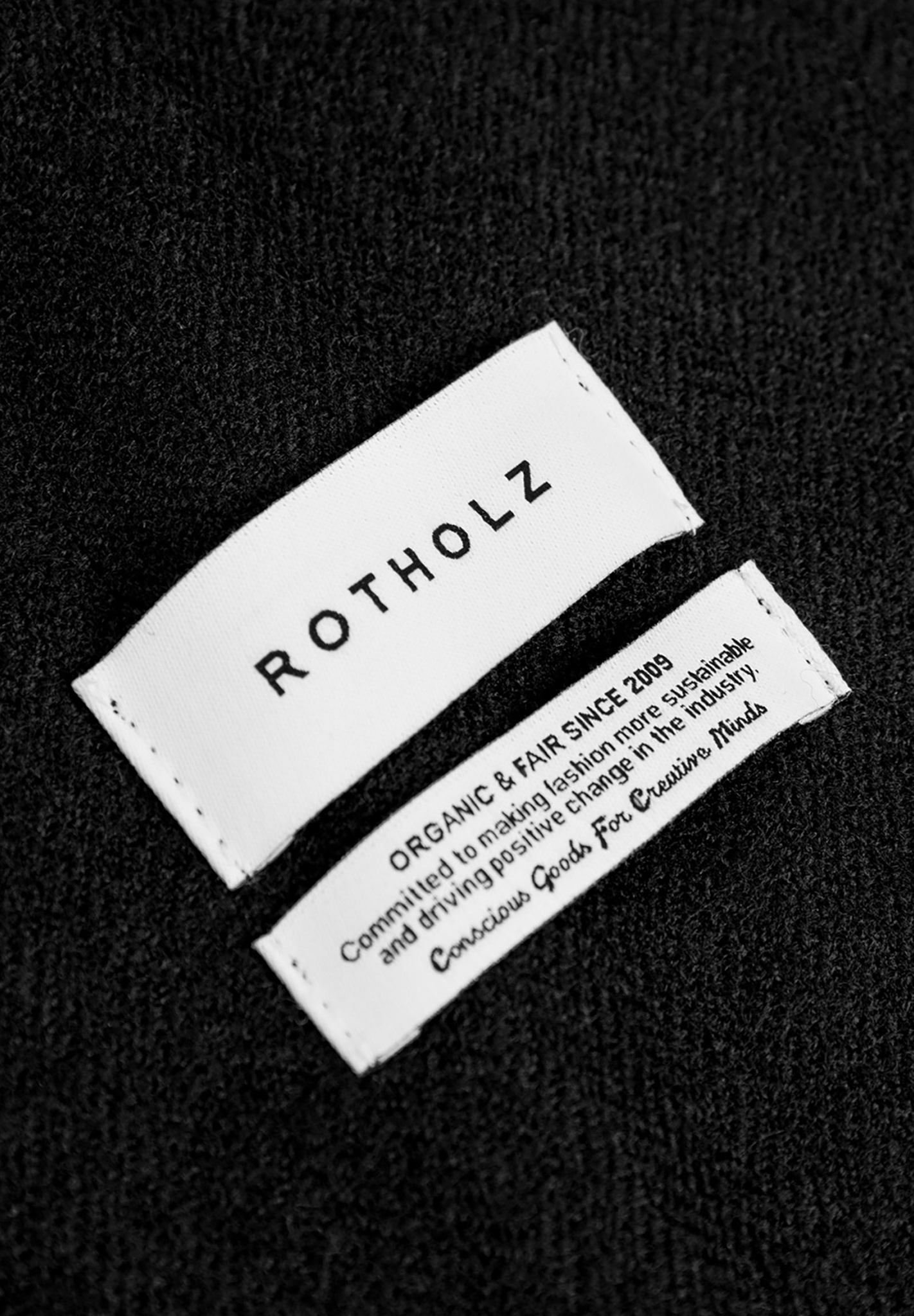 ROTHOLZ Scarf Merino Wool Papier, Text