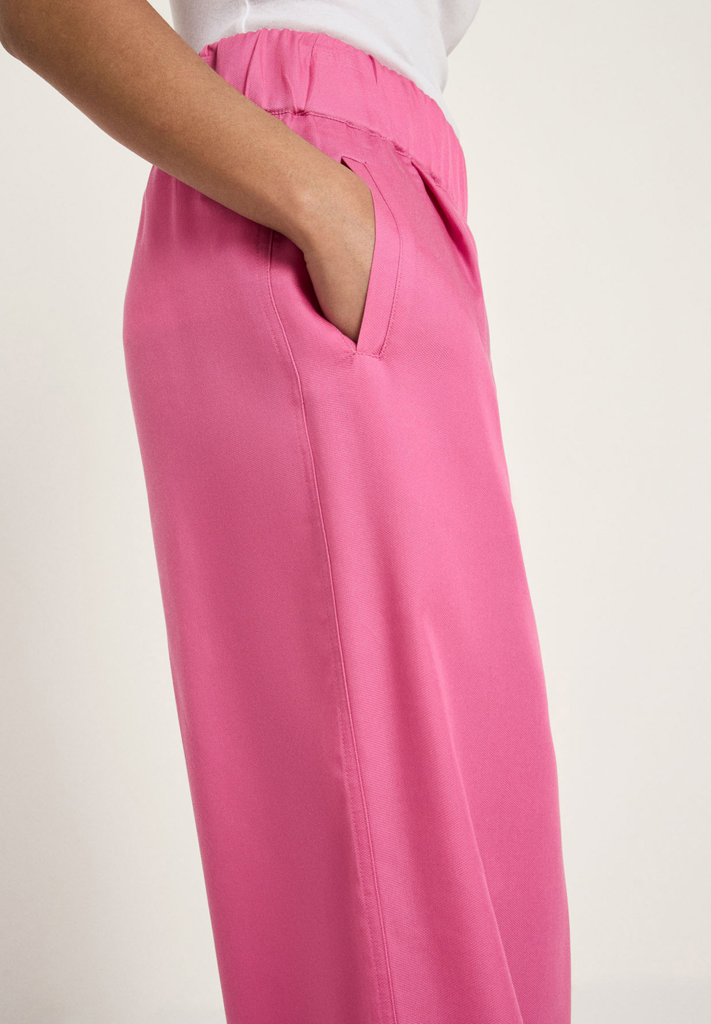 Rock, Hosen, Erwachsener, Person, Frau