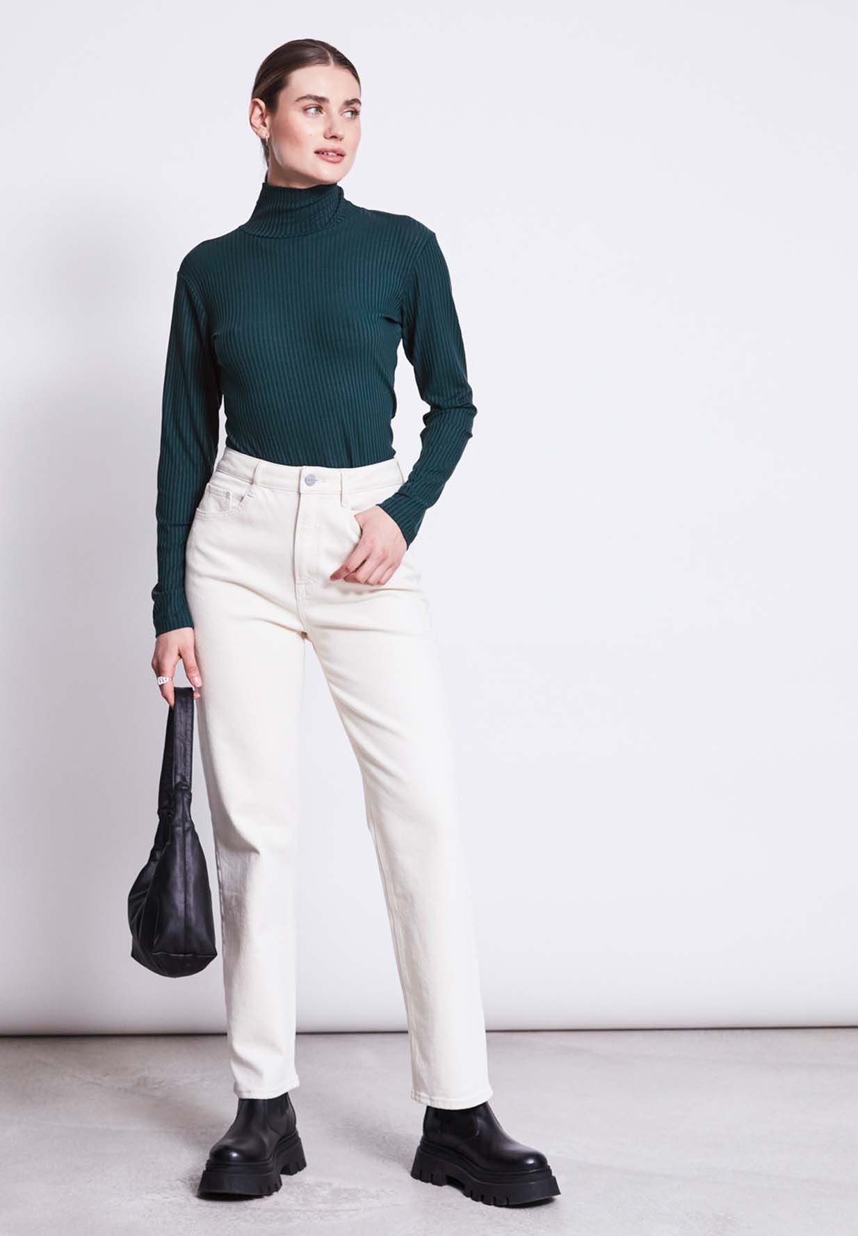 JAN 'N JUNE Turtleneck Mio