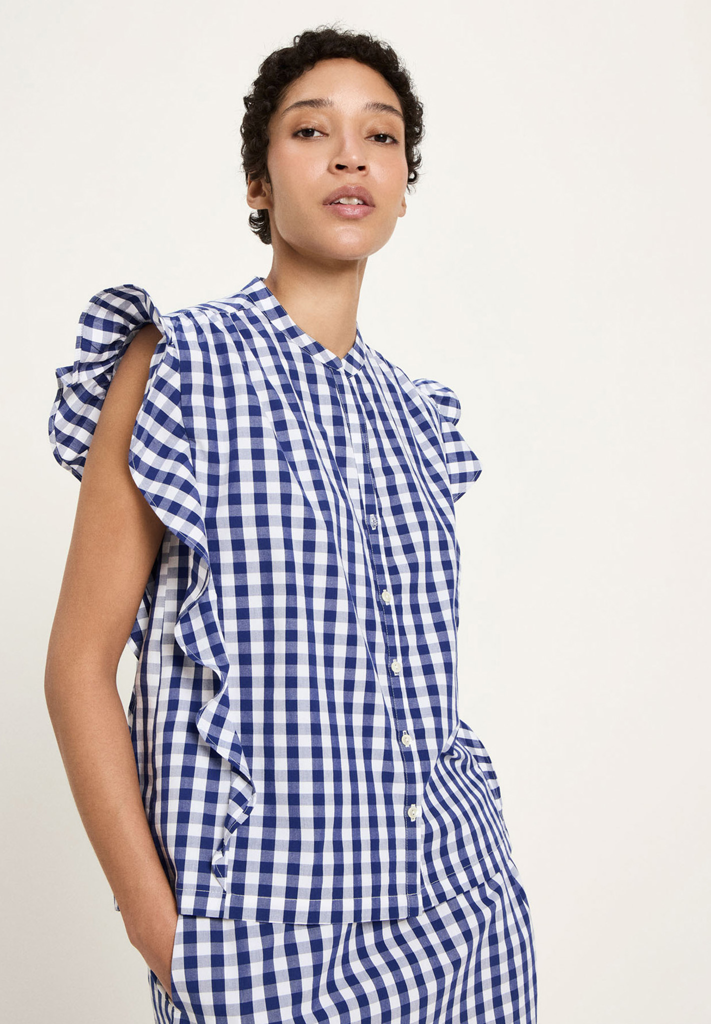 Bluse, Hemd, Ärmel, Person, Gesicht