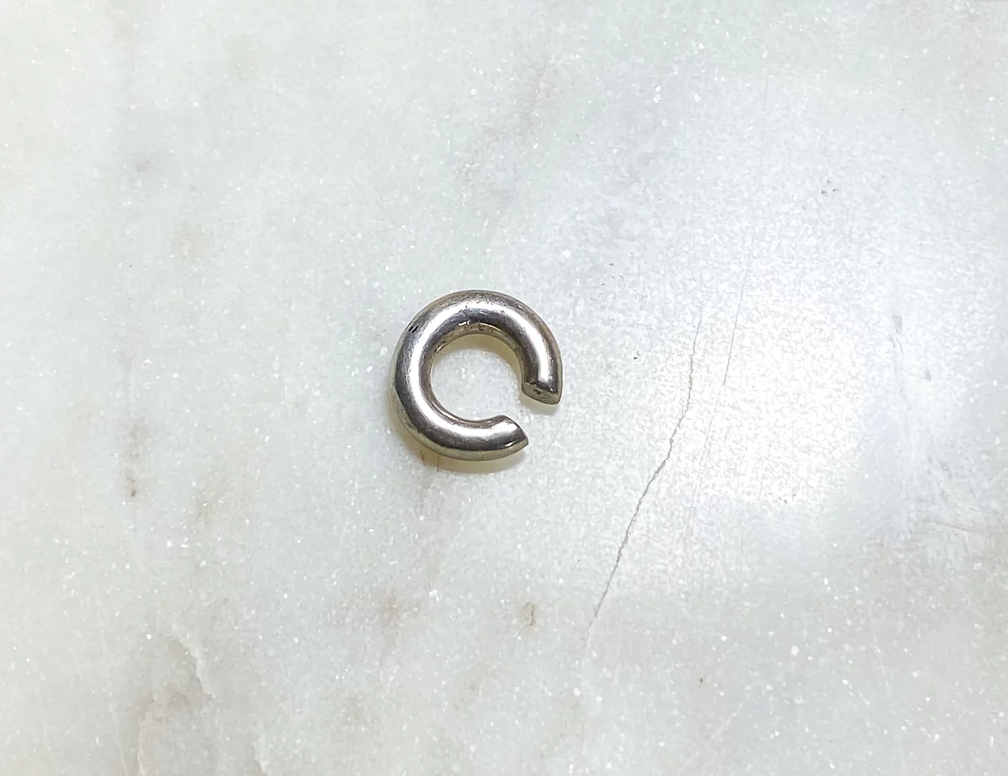 ONI STUDIO Willi Ear Cuff ONI STUDIO Willi Ear Cuff