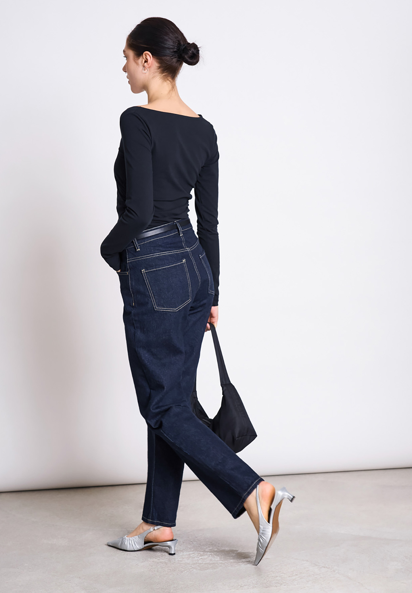 JAN 'N JUNE Asymmetrical Longsleeve Casma Hosen, Jeans, Schuh, Hoher Absatz, Person