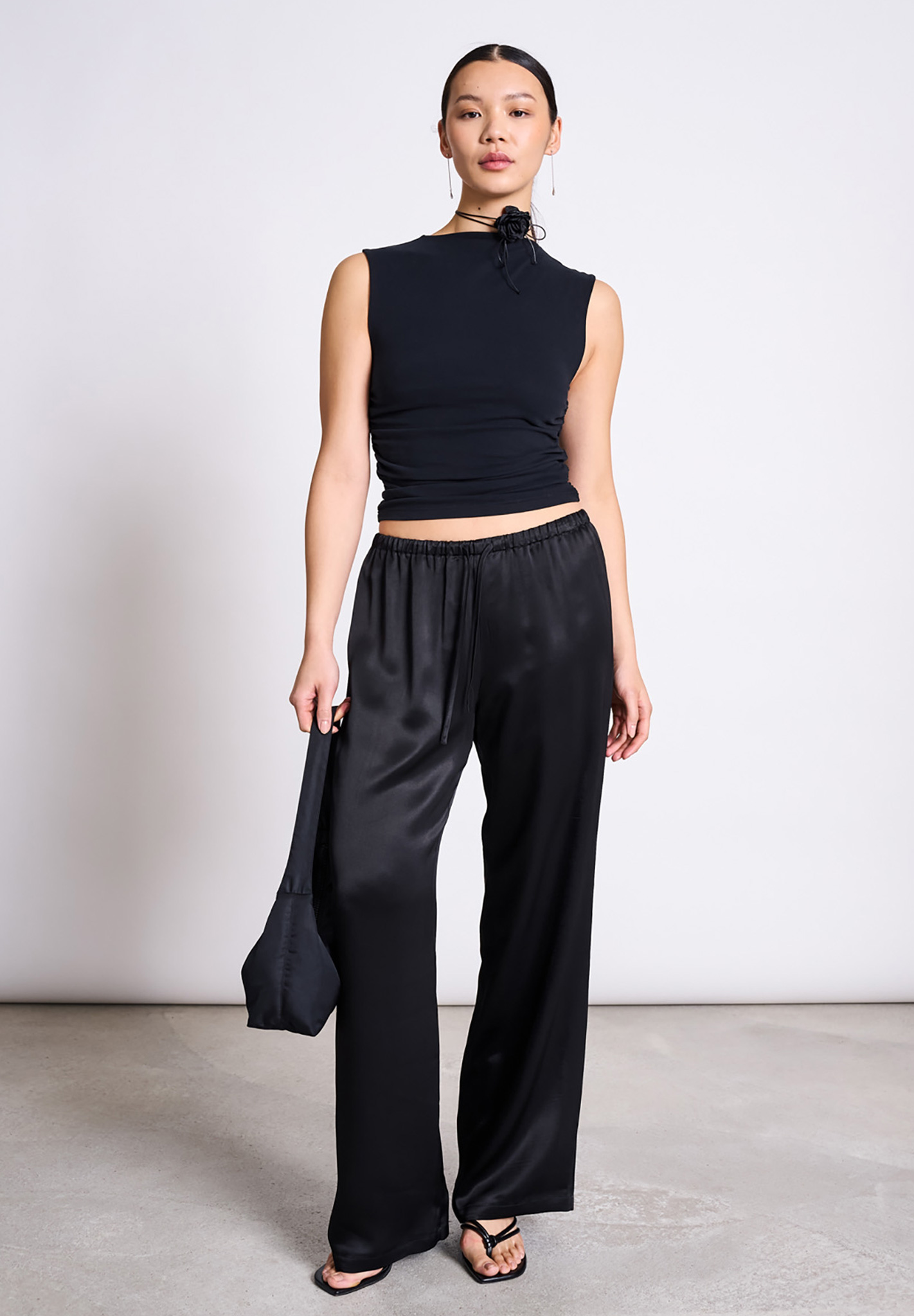 Hosen, Bluse, Erwachsener, Person, Frau