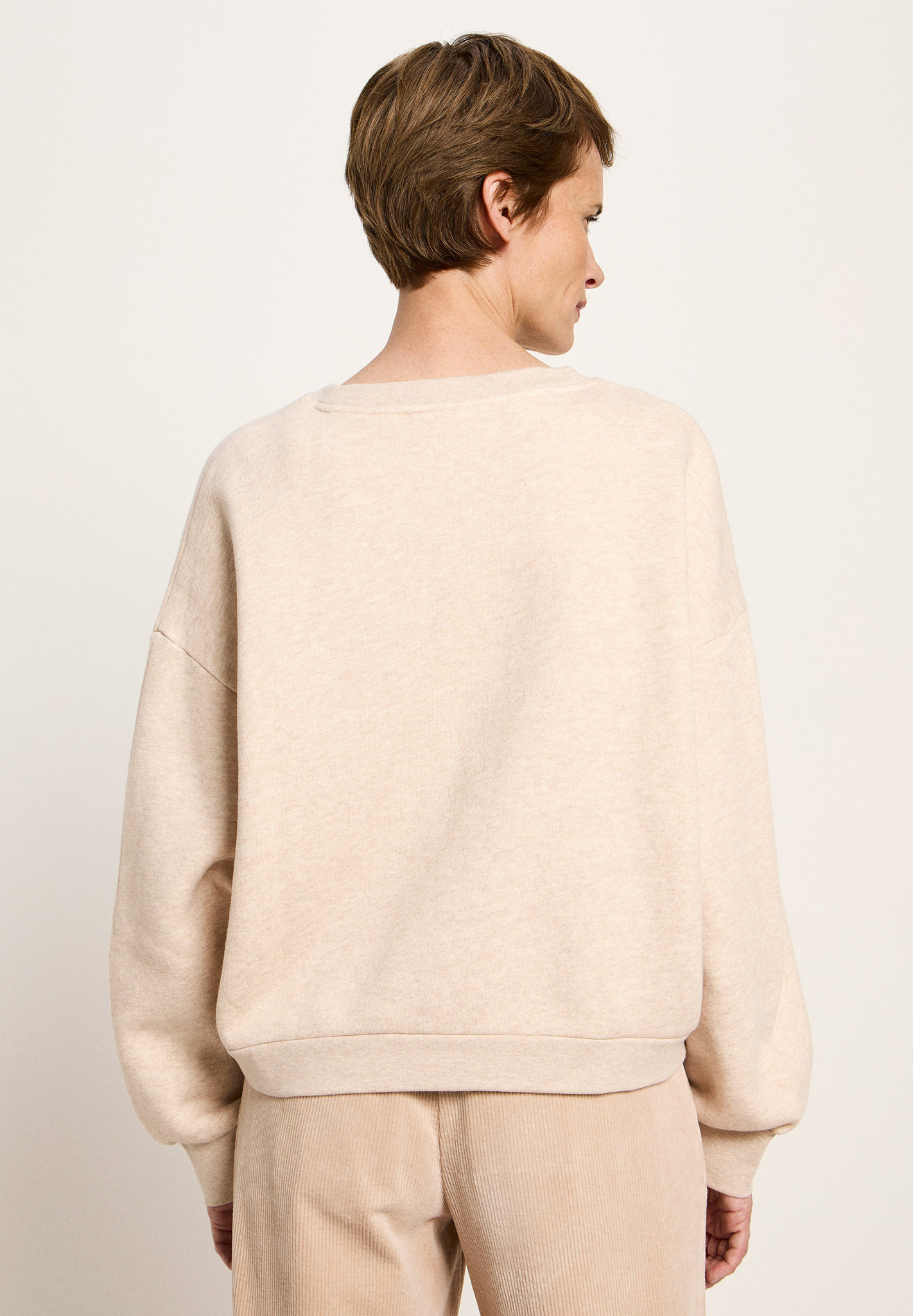 Strickwaren, Pullover, Sweatshirt, Person, Langarm