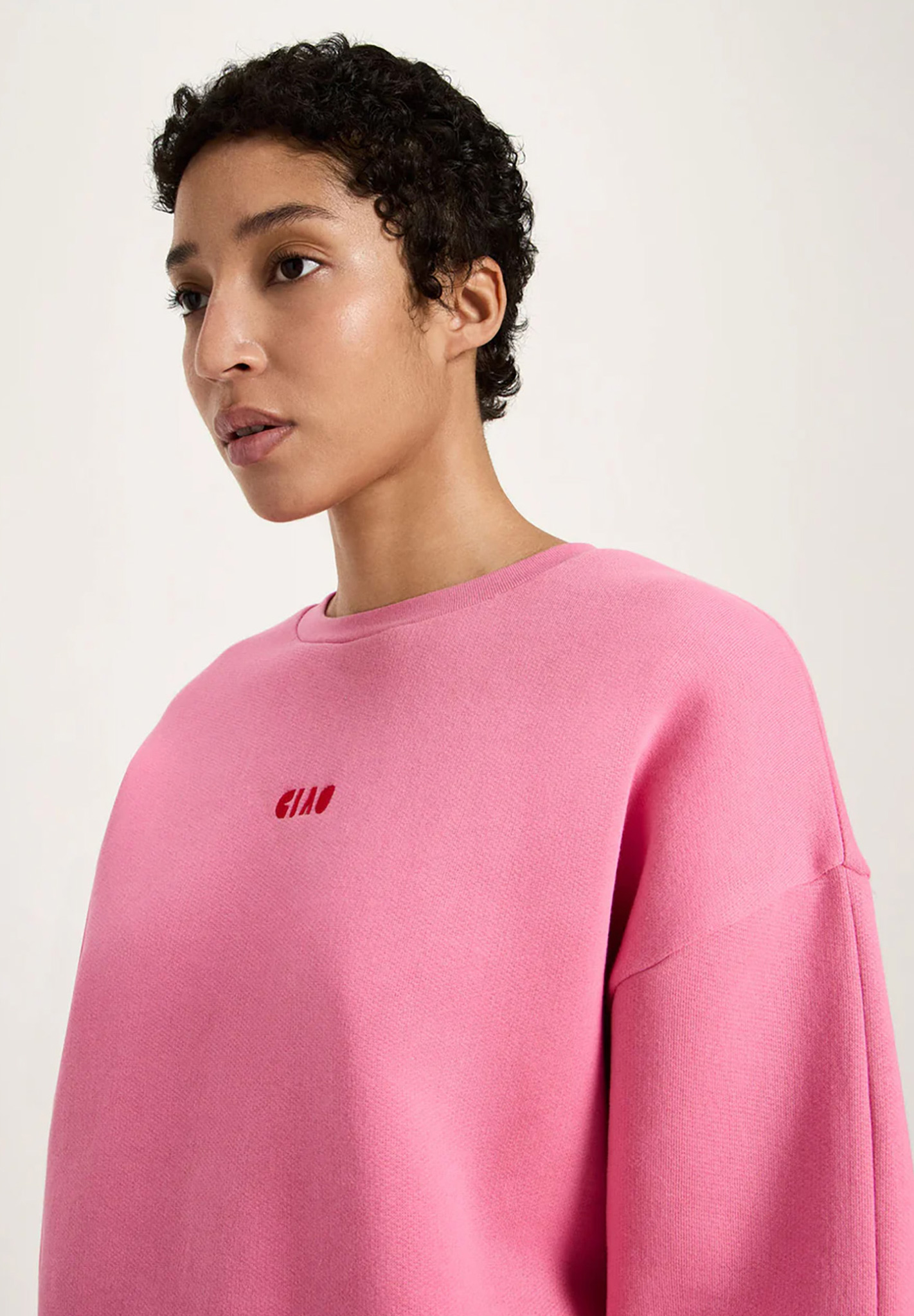 pullover, pinkes sweatshirt, Rundhalsausschnitt, kleine Logo, unikate Farbe